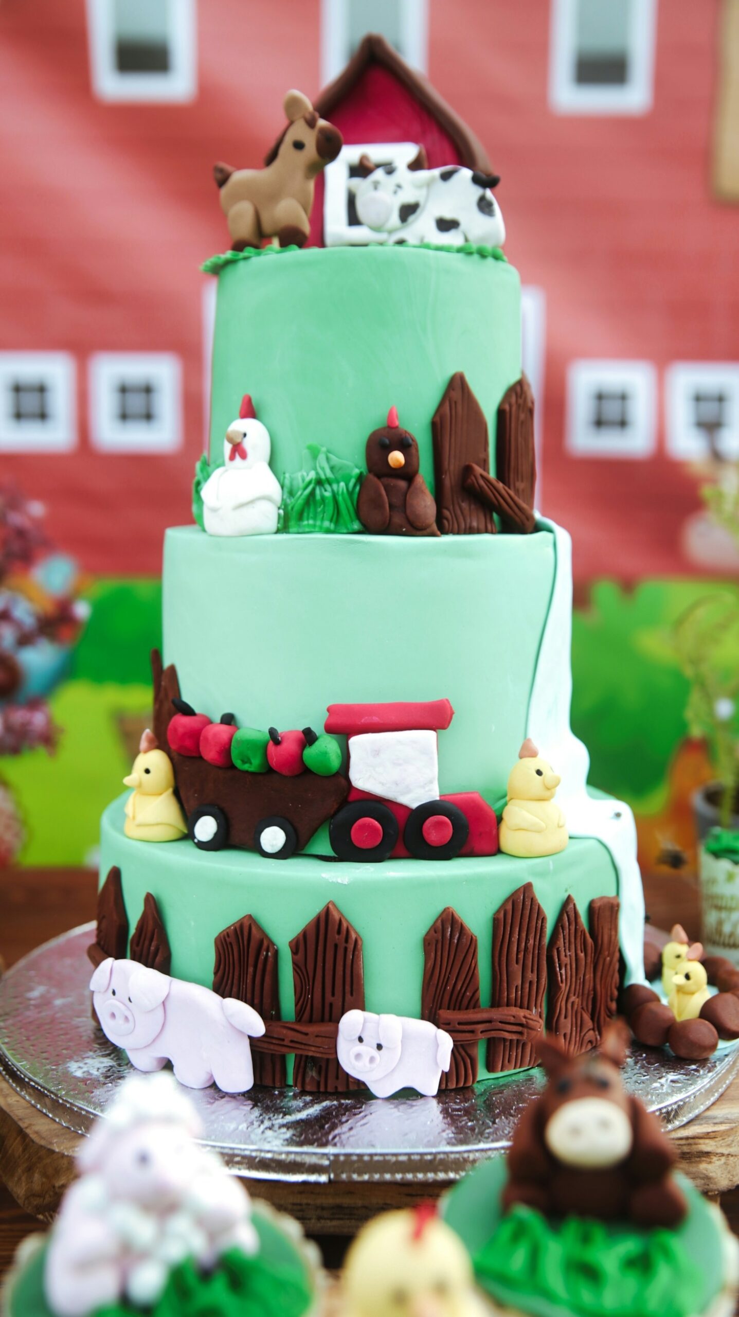 Behind the Scenes at Lit Cakes By Lynette